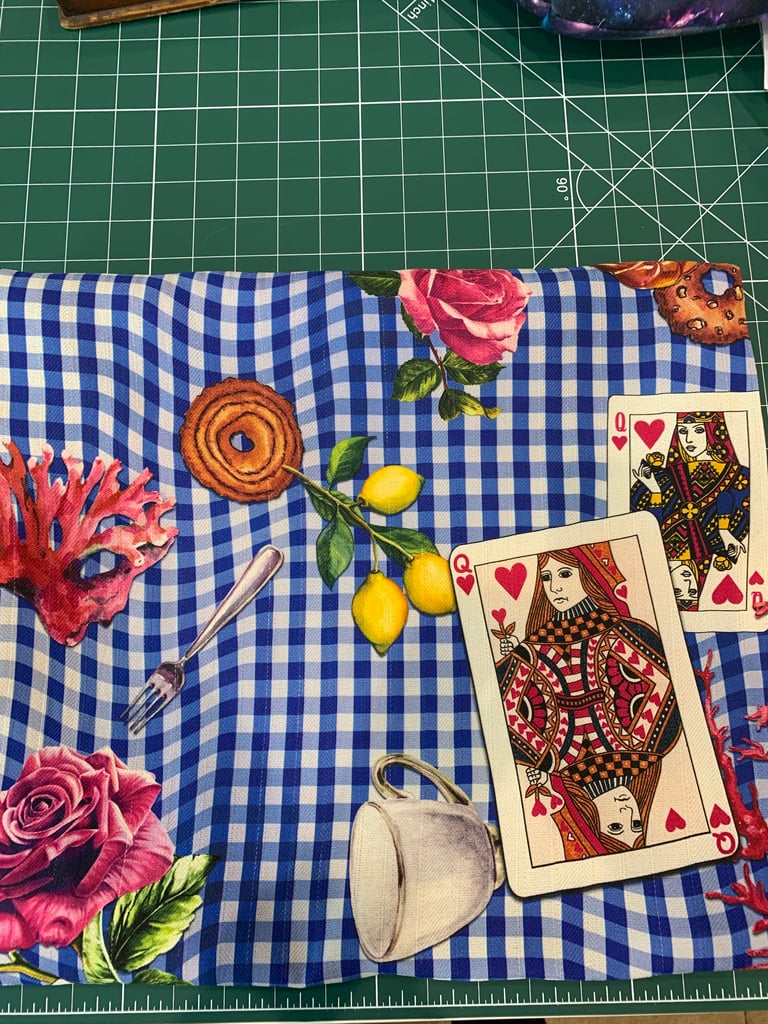 Alice’s Tablecloth Bag Image 2