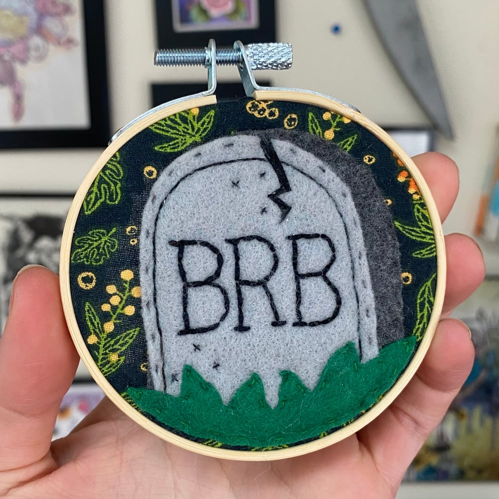 Tombstone embroidery hoops