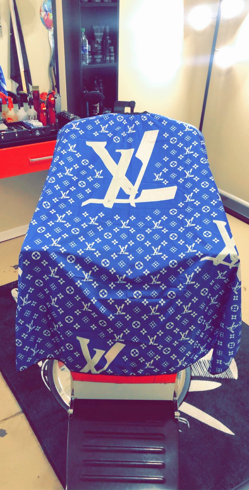 Image of Blue lv 