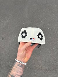 Image 4 of  TRI TONE WHITE BLACK SAN FRANCISCO GIANTS CUSTOM FITTED CAP