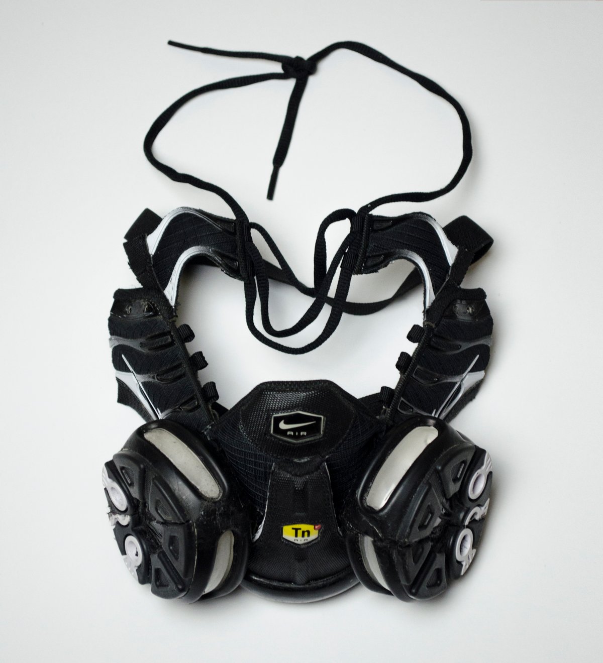 Image of GAS SNEAKER MASK /  BLACK /WHITE  /