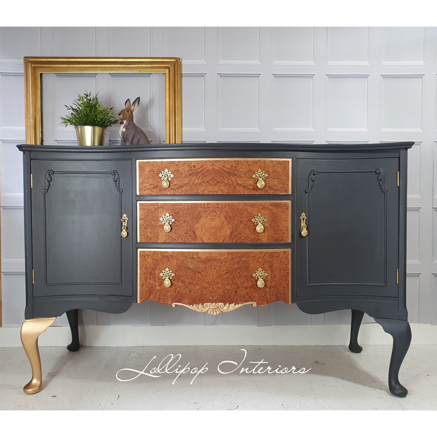 Image of Beautiful vintage sideboard in grey and gold