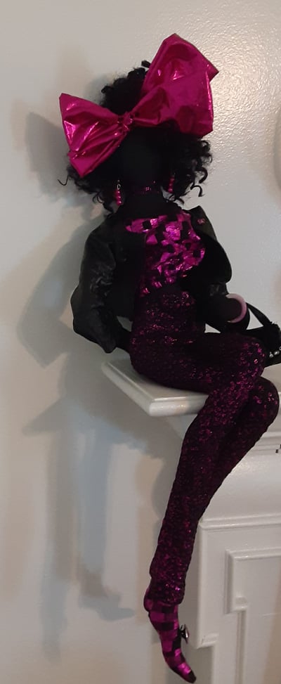 Image of Hot Pinky / Blacknificent!