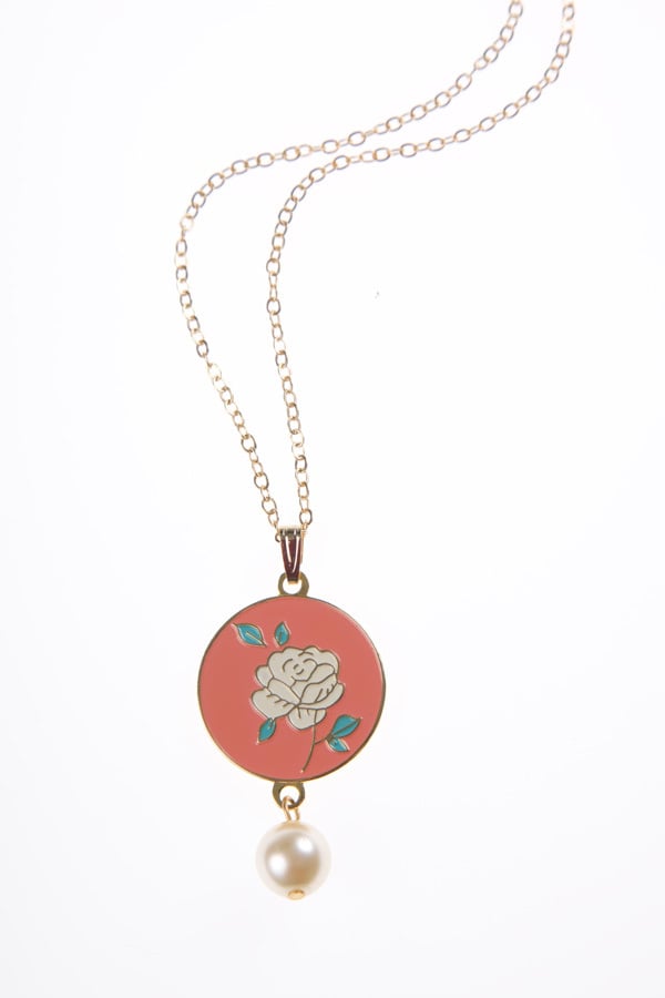 Rose Necklace Gold