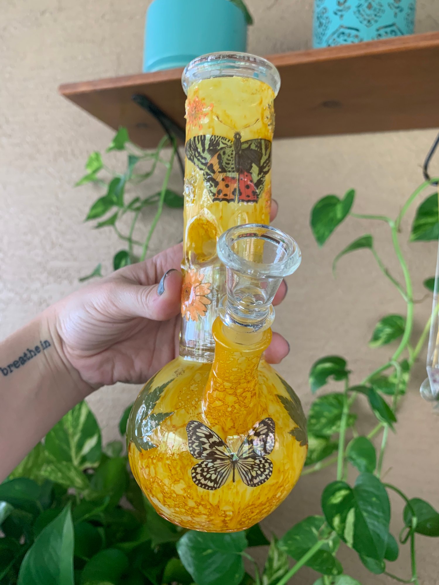 Yellow Butterfly + Flower Water Pipe ✨🌿