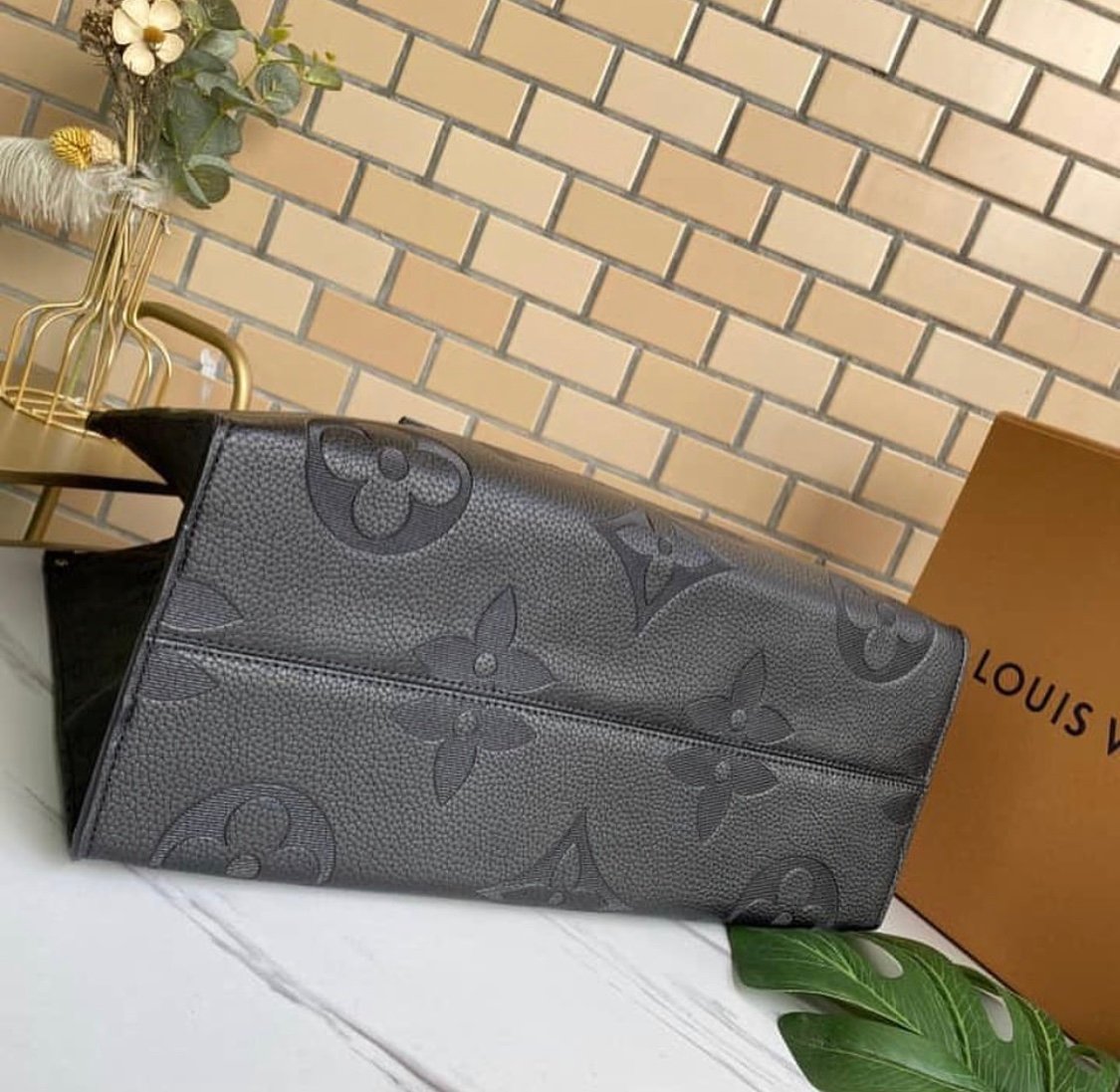 LV On The Go Bag | JewelzByD