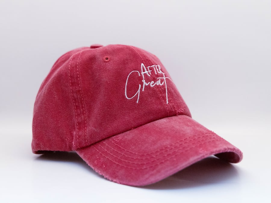 Image of GREAT > MEDIOCRE CROWN - CRIMSON (DISTRESSED)