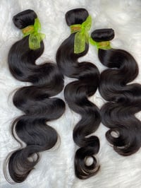 Image 3 of Bodywave plus frontal 