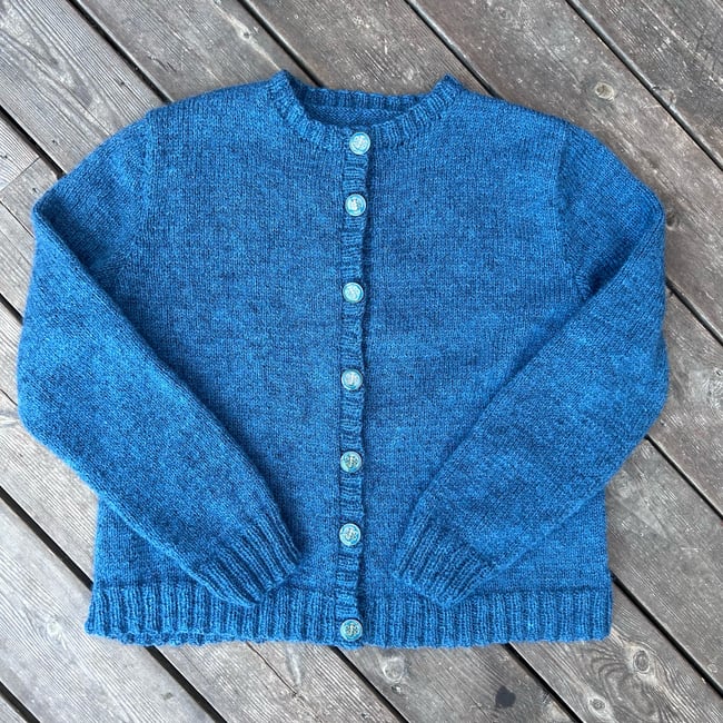 Ner med kungahuset - Kofta/beskrivning