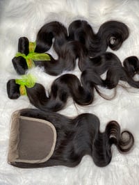 Image 1 of Bodywave  plus closure 