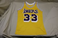*VINTAGE* 1980’s LAS ANGELES LAKERS Kareem Abdul Jabbar NBA Jersey, Size L