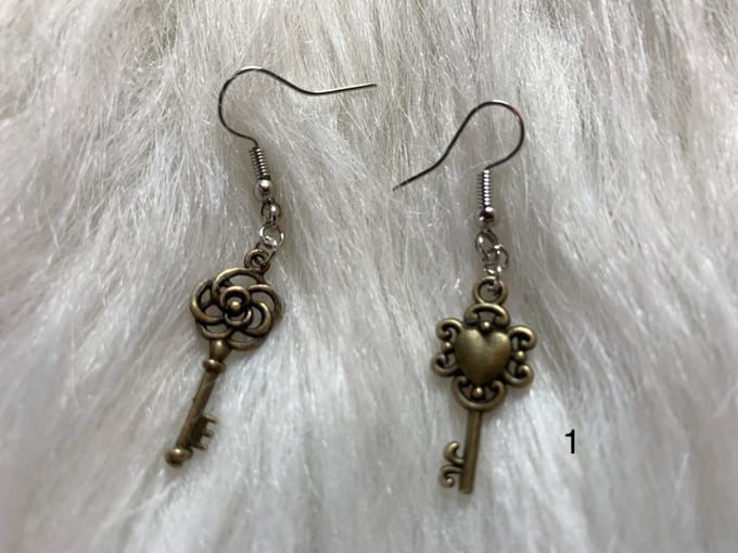 Image of Mismatched Antique Key Earrings 1