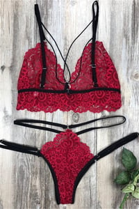 Red lace 2 pc