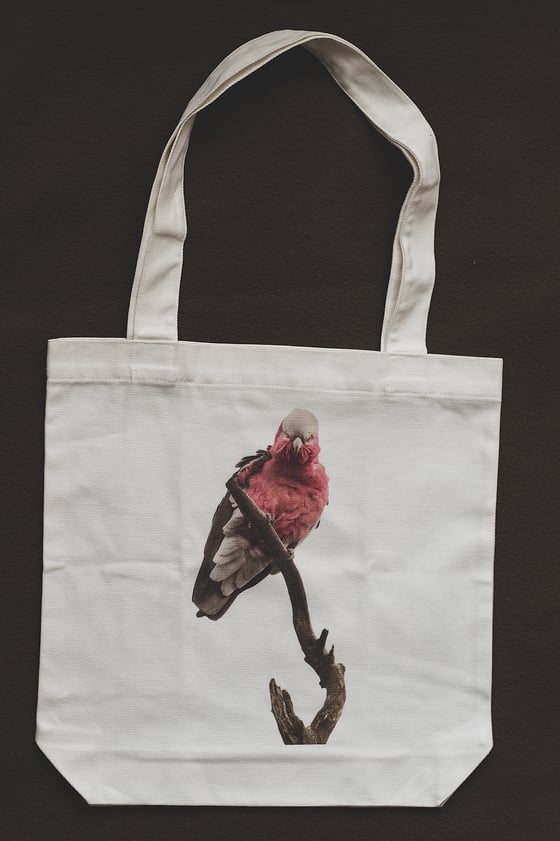 Image of The Totes Australiana Carry Bag