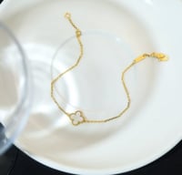 VCA Single Clove Bracelet