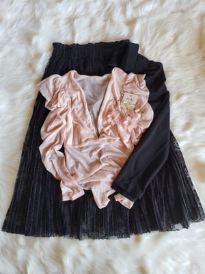 Image of Carli Lace Skirt (black/blush)