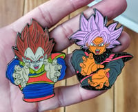 Image 2 of Yardrat Goku & Vegeta PIN PACK