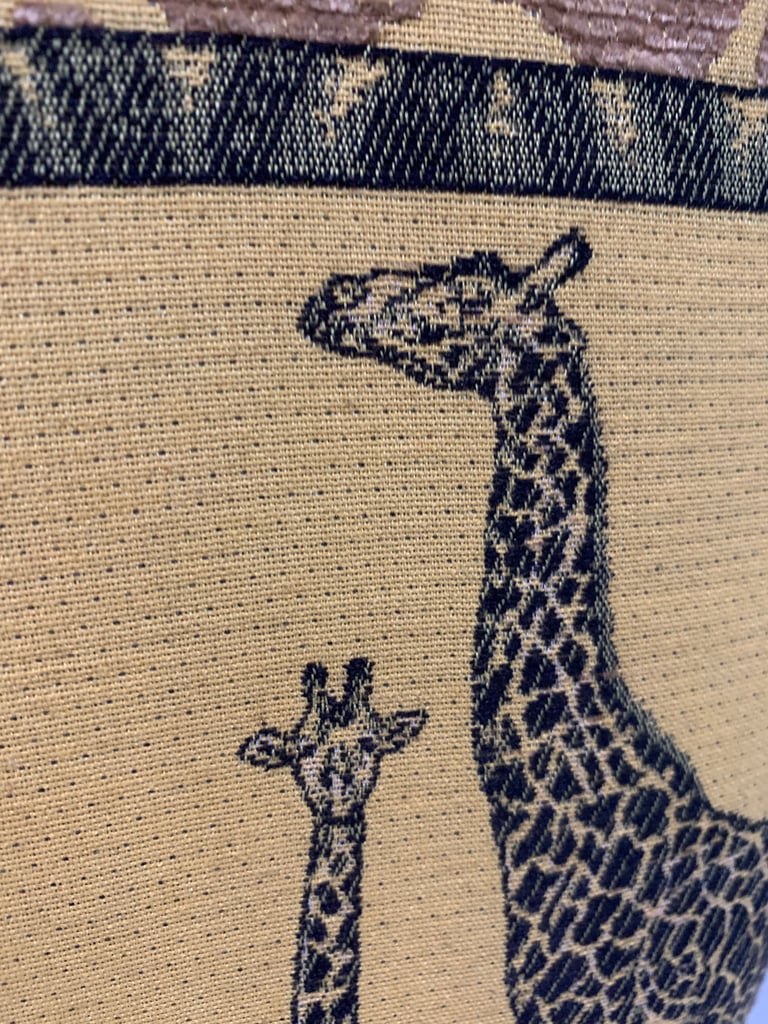 Happy Giraffe  Image 2