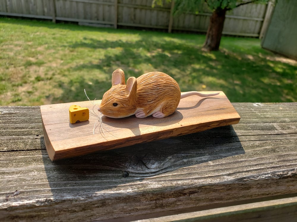 Image of Mouse and Block of Cheese