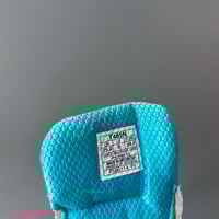 Image 5 of size: us8  uk6 eu39.5 cm25
