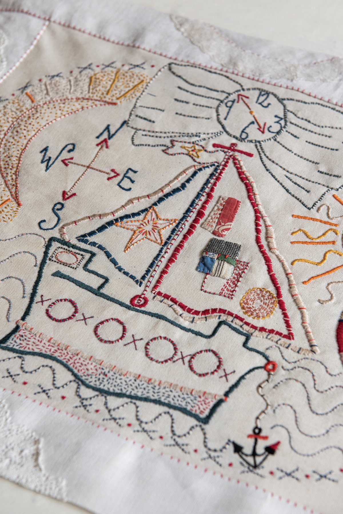 Image of Le Voyage  Embroidery Template