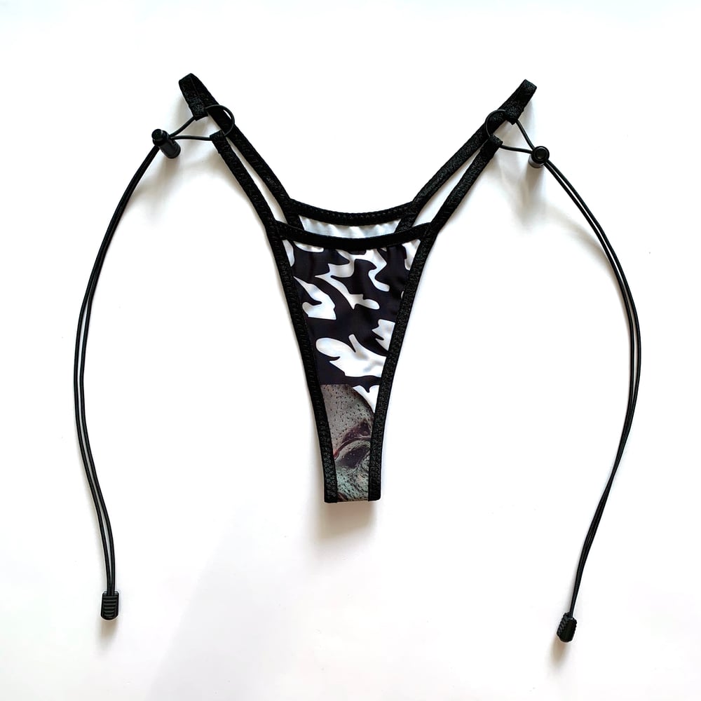 Image of Ungezieferâ€™ thong (white)
