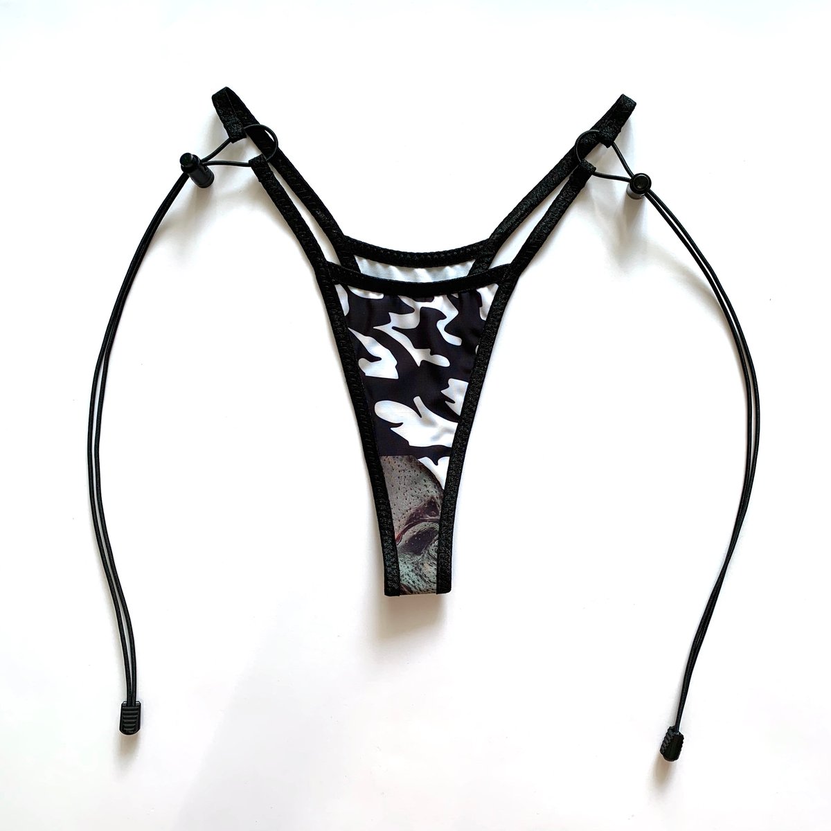 Image of Ungeziefer’ thong (white)