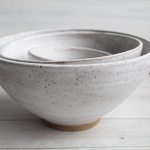Image of Rustic Nesting Bowls in White Matte Glaze on Speckled Stoneware Five Piece Made in USA