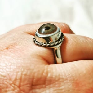 Staring Sweetie ring