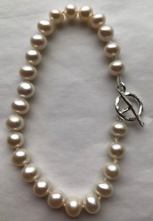 7 or 7.5 inch 6-7mm Handmade Pearl Bracelet & Silver Toggle Clasp