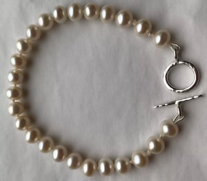 7 or 7.5 inch 6-7mm Handmade Pearl Bracelet & Silver Toggle Clasp