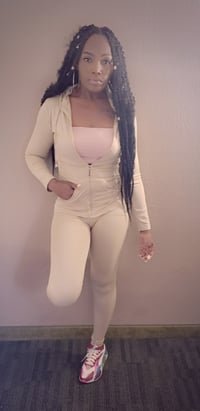 Image 1 of So So Active Set