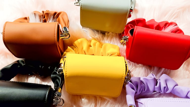 Mini Hand Bag Image 3