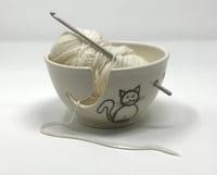 Image 5 of Cat decorated STRING Bowl