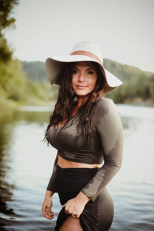 Image of Trash the dress (water session) reserved for Nichole