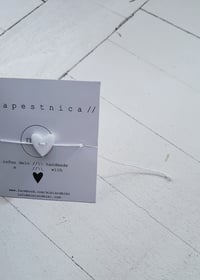 Image 3 of broška + zapestnica SRCE // bela - POSEBNA CENA / brooch + bracelet HEART // white - SPECIAL PRICE