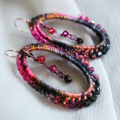 Image of VIGNETTE EARRINGS - Embers