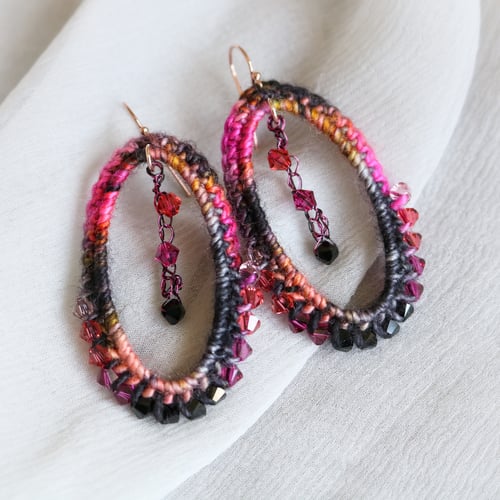 Image of VIGNETTE EARRINGS - Embers