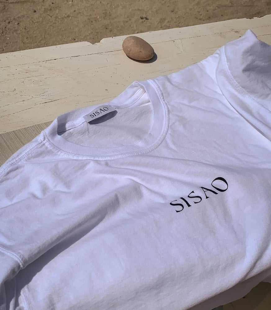 Image of DEBUT BIRTHPLACE TEE