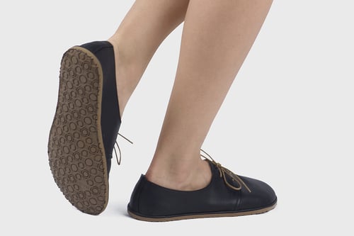 Image of Bliss flats in Matte Black