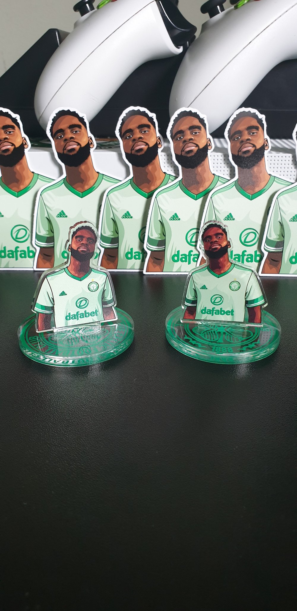 EDOUARD(desktop collectable) in stock now 