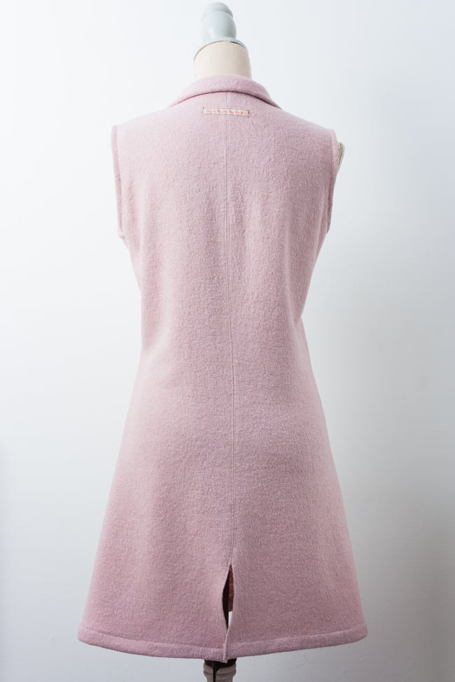 Robe rose en laine sans manche