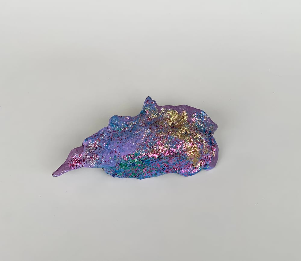 Image of 2 side jelly fish 