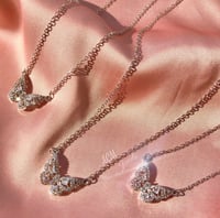 “Dazzling Diamond Butterfly” Necklace 