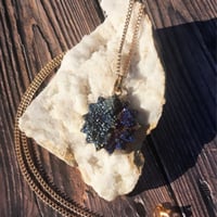 Druzy Crystal Geode Star Necklace 