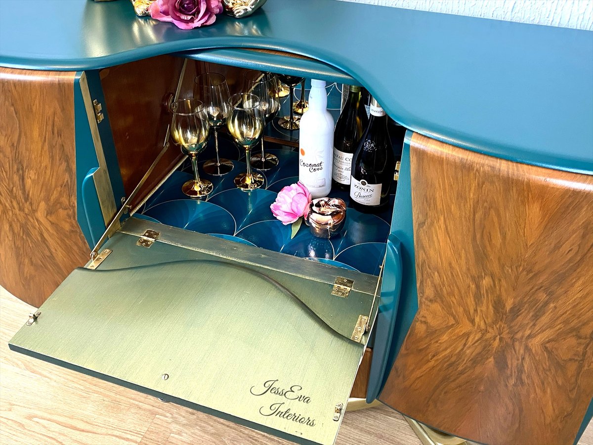 Vintage Art Deco Drinks / Cocktails Cabinet Sideboard
