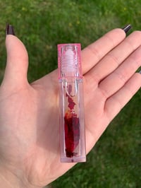 Image 2 of Bed of Roses