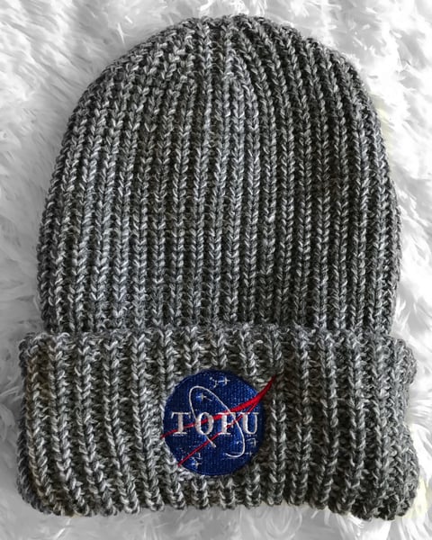 Image of Chunky knit  tofu beanie