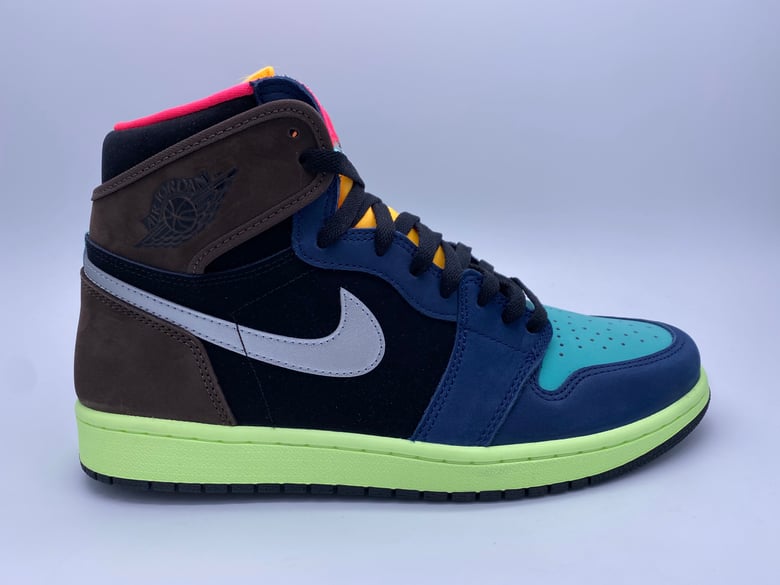 Image of AIR JORDAN 1 RETRO HIGH OG "TOKYO BIO HACK"