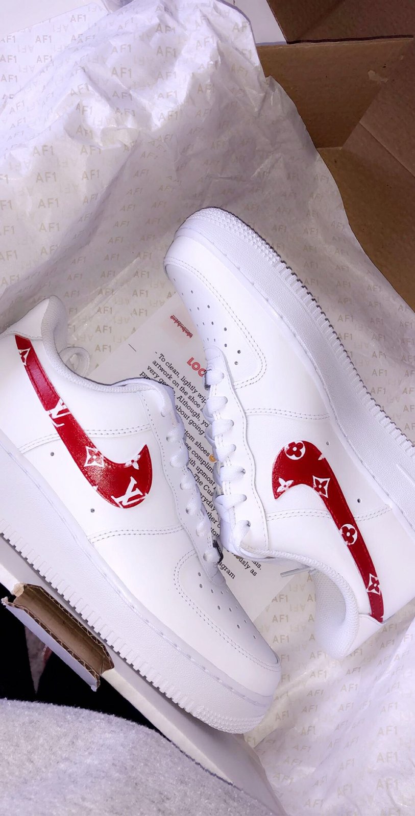 nike air force with red tick